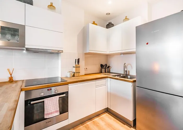 100 M Palais Des Festivals - Croisette - Beach - Congress * カンヌ