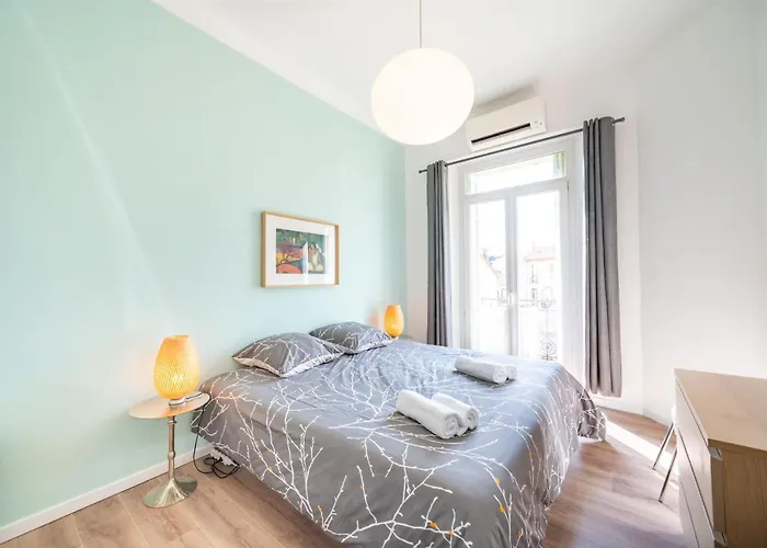 100 M Palais Des Festivals - Croisette - Beach - Congress *